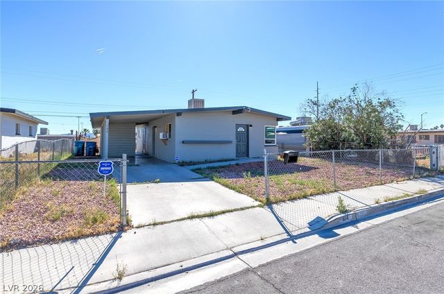 104 Stanford Street, Las Vegas, NV 89107