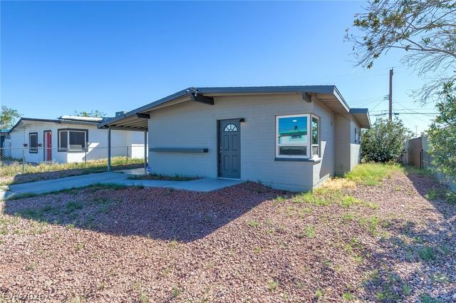 104 Stanford Street, Las Vegas, NV 89107