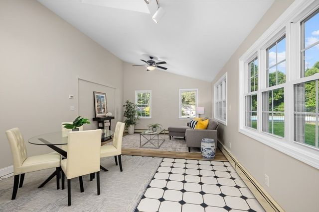 5 Elm Street, Upton, MA 01568