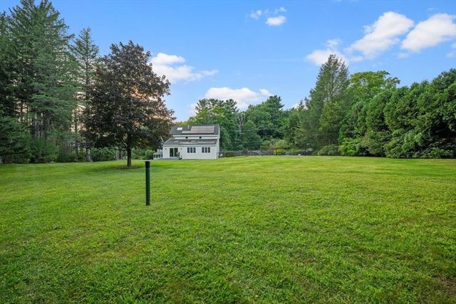 5 Elm Street, Upton, MA 01568