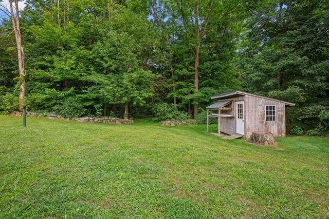 5 Elm Street, Upton, MA 01568