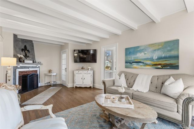 26 Community Road, Bay Shore, NY 11706