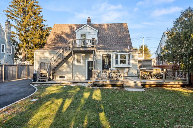 26 Community Road, Bay Shore, NY 11706