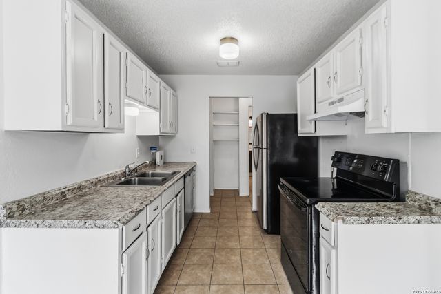 3535 Lake Tahoe, San Antonio, TX 78222