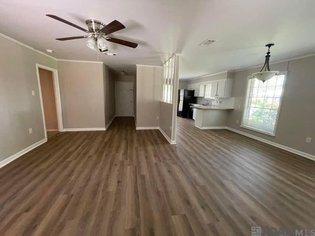 292 Halfway Tree Rd, Baton Rouge, LA 70810