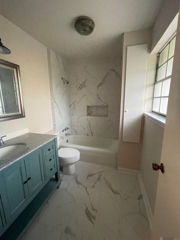 292 Halfway Tree Rd, Baton Rouge, LA 70810