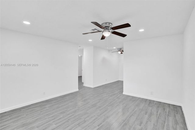 5900 NW 19th St B, Sunrise, FL 33313