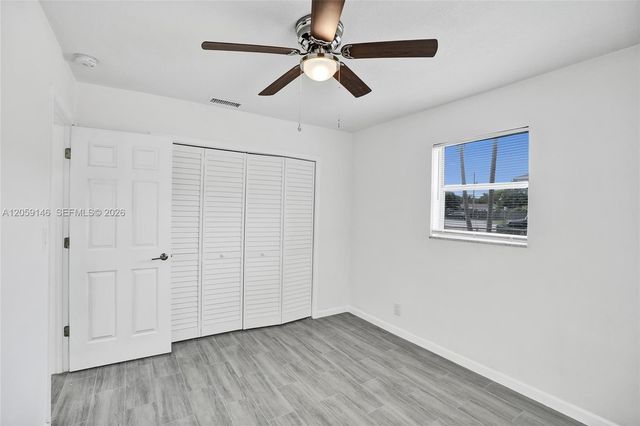 5900 NW 19th St B, Sunrise, FL 33313