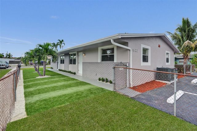 5900 NW 19th St B, Sunrise, FL 33313