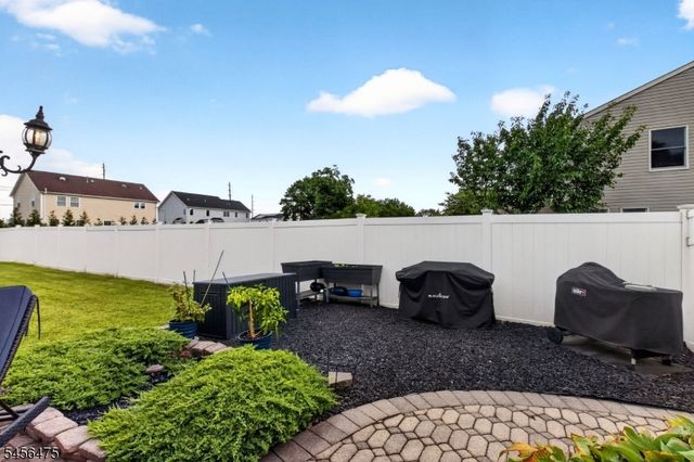 960 Gates Ave, Piscataway Twp., NJ 08854