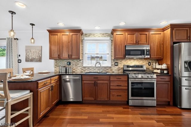 960 Gates Ave, Piscataway Twp., NJ 08854