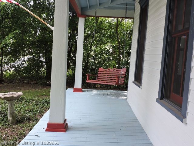 705 N 8th Street, Fort Smith, AR 72901