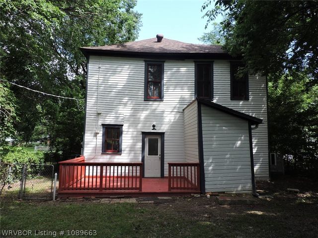 705 N 8th Street, Fort Smith, AR 72901