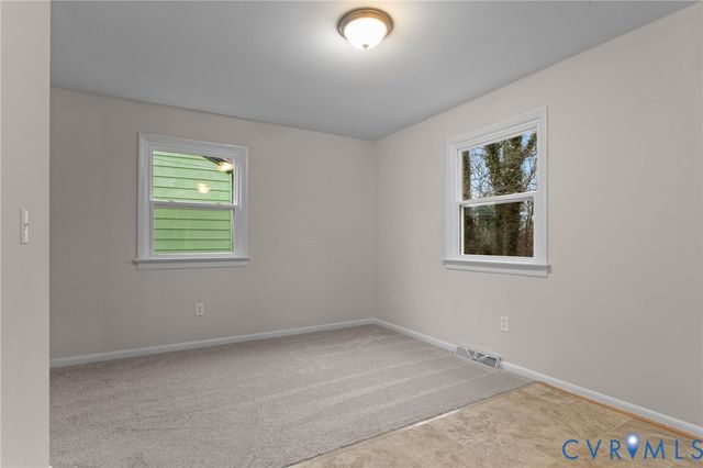 2346 Maclin Cir, Hopewell, VA 23860