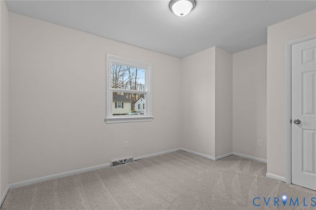 2346 Maclin Cir, Hopewell, VA 23860