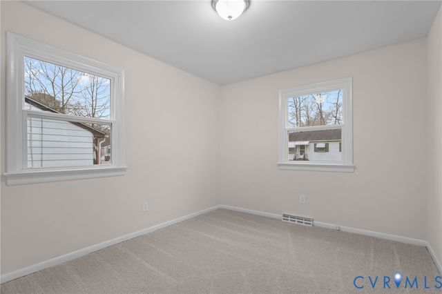 2346 Maclin Cir, Hopewell, VA 23860