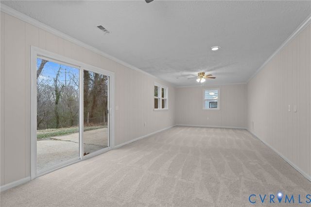 2346 Maclin Cir, Hopewell, VA 23860