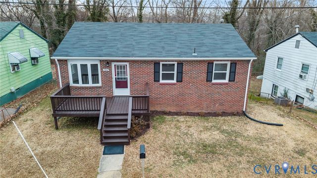 2346 Maclin Cir, Hopewell, VA 23860