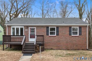 2346 Maclin Cir, Hopewell, VA 23860