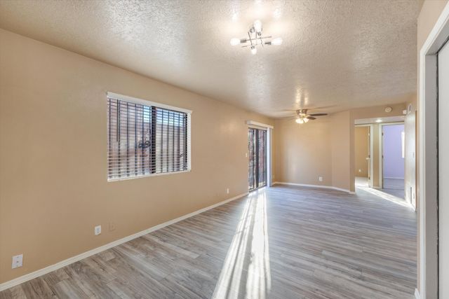 629 Pittard Drive SW, Albuquerque, NM 87121