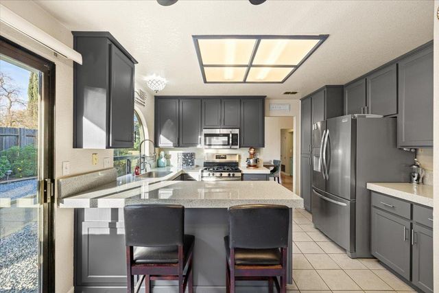 3707 Pinehill Way, Antelope, CA 95843