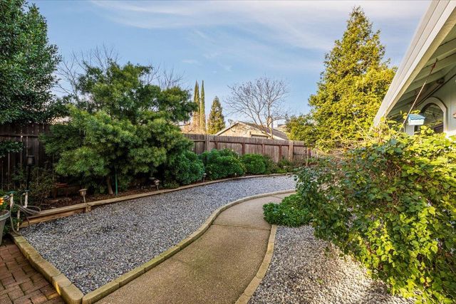 3707 Pinehill Way, Antelope, CA 95843