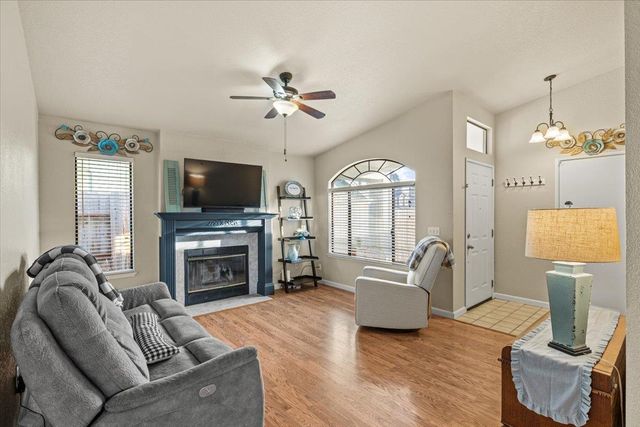 3707 Pinehill Way, Antelope, CA 95843