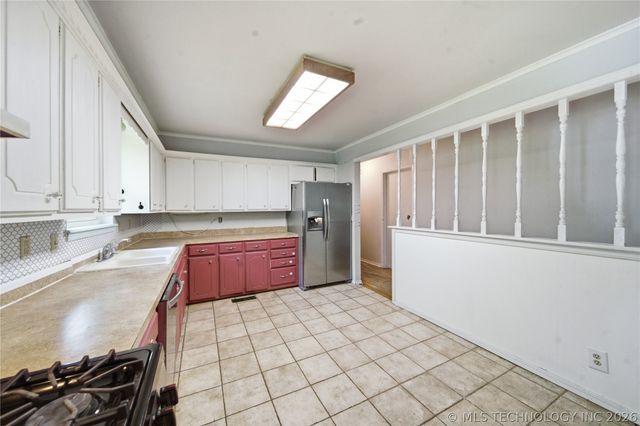 7195 E Battenfield Drive, Claremore, OK 74019