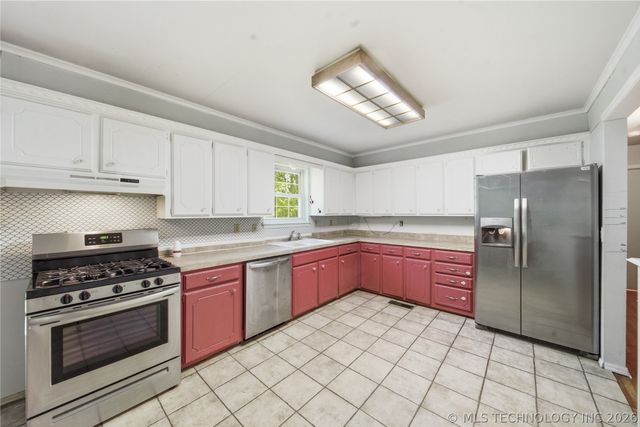 7195 E Battenfield Drive, Claremore, OK 74019