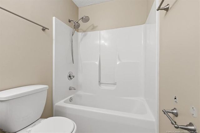 1414 Rougemart Drive, Fayetteville, NC 28304