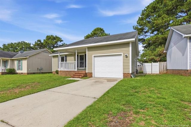 1414 Rougemart Drive, Fayetteville, NC 28304