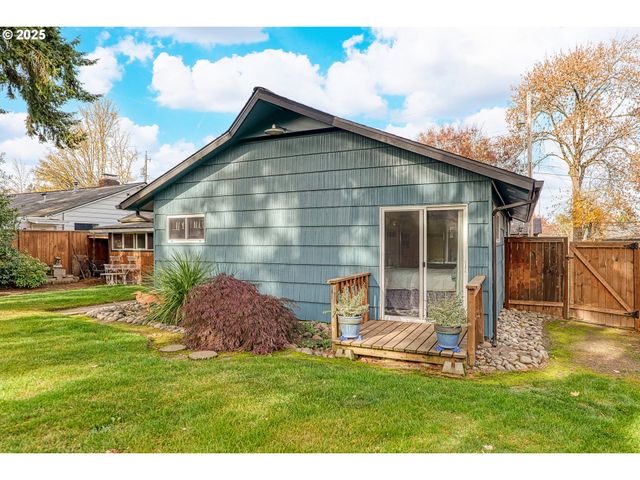 1620 Se MARSHALL Dr, Salem, OR 97302