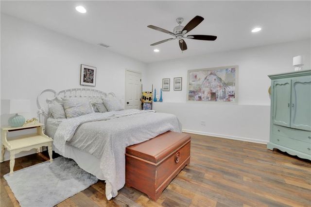 3850 Loch Highland Parkway NE, Roswell, GA 30075