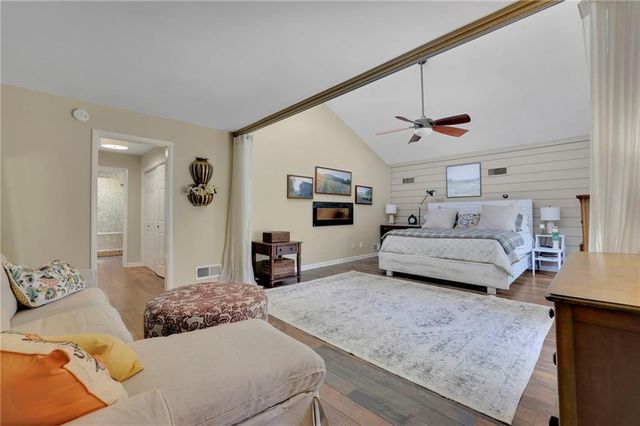 3850 Loch Highland Parkway NE, Roswell, GA 30075