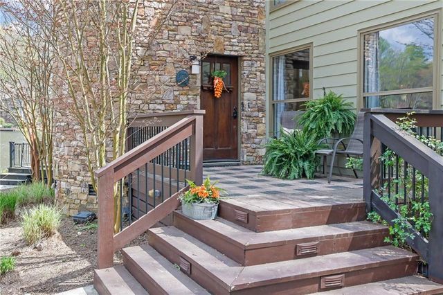 3850 Loch Highland Parkway NE, Roswell, GA 30075