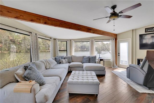 3850 Loch Highland Parkway NE, Roswell, GA 30075