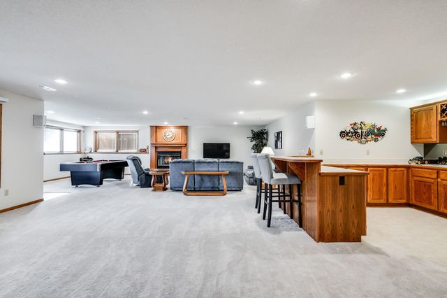 1417 E Box Elder Ct, Derby, KS 67037