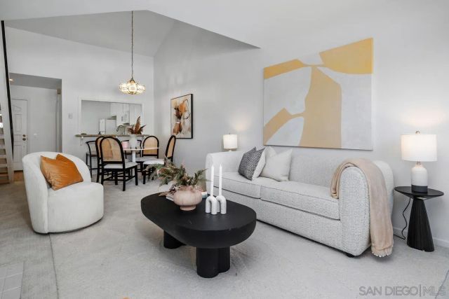 3525 Lebon Dr. 302, San Diego, CA 92122
