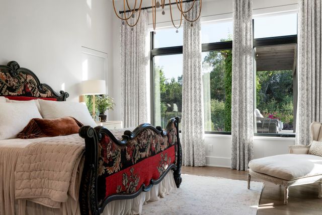 442 Delayne DR, Austin, TX 78737