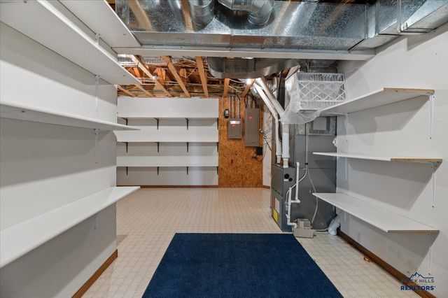 4461 FOREST PARK CT, Rapid City, SD 57702