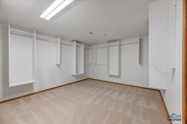 4461 FOREST PARK CT, Rapid City, SD 57702