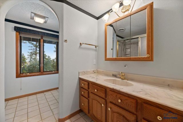 4461 FOREST PARK CT, Rapid City, SD 57702