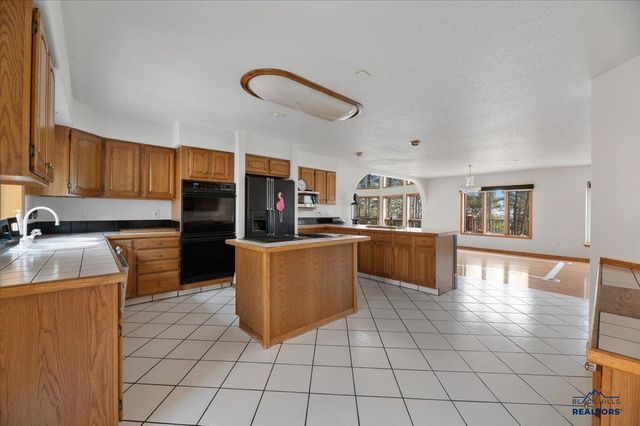 4461 FOREST PARK CT, Rapid City, SD 57702