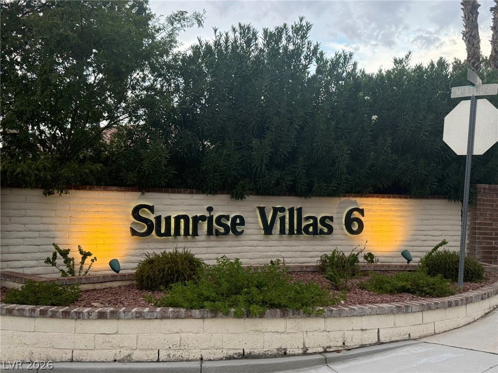 3058 Conquista Court, Las Vegas, NV 89121 — photo 2
