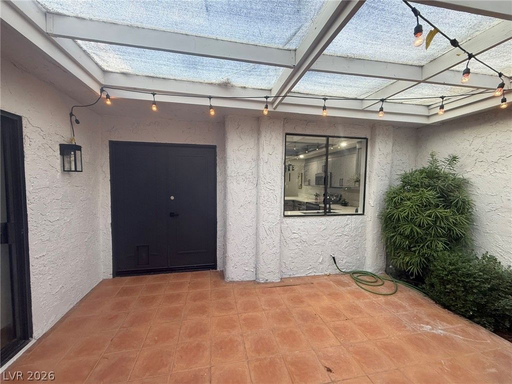 3058 Conquista Court, Las Vegas, NV 89121 — photo 3