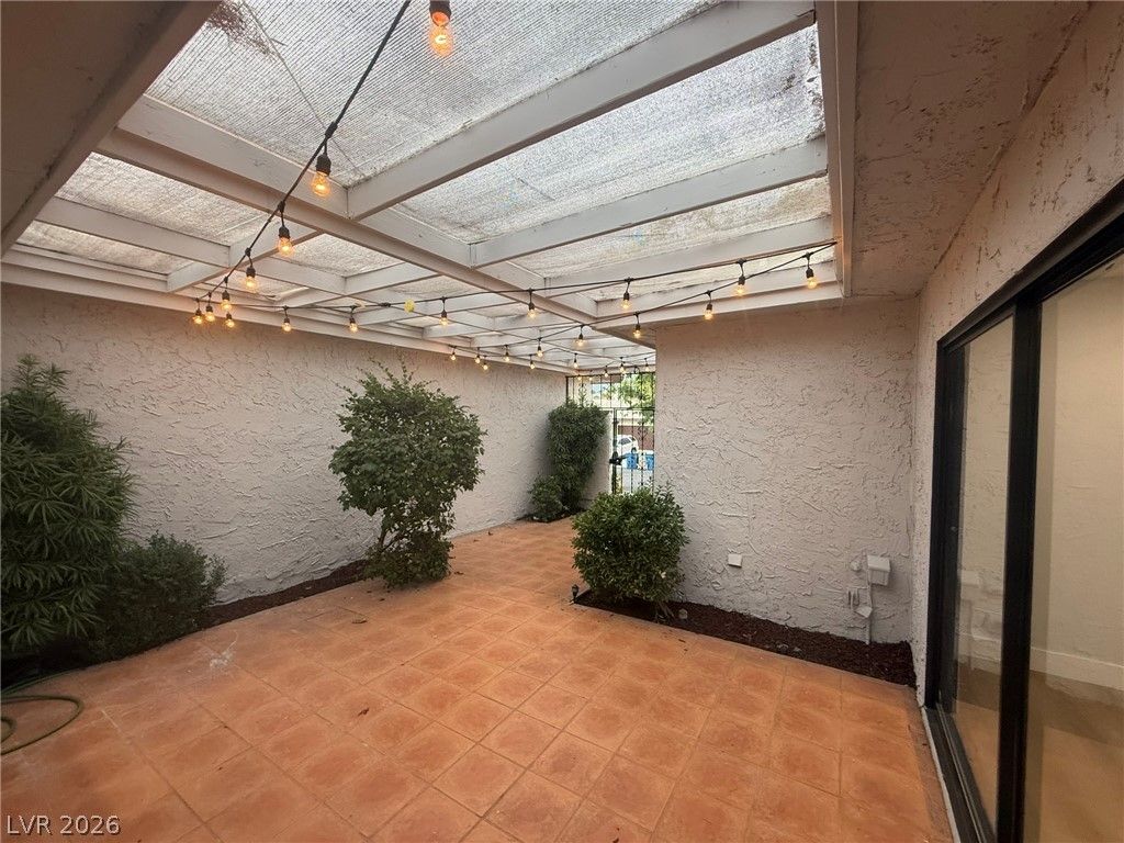 3058 Conquista Court, Las Vegas, NV 89121 — photo 4
