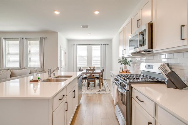 224 Post Oak Street, Azle, TX 76020