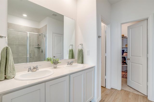 224 Post Oak Street, Azle, TX 76020