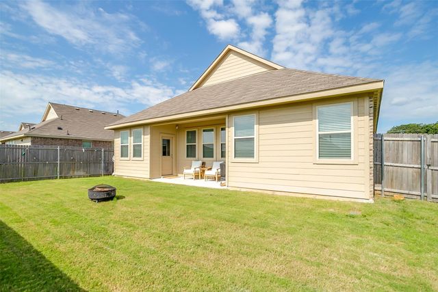 224 Post Oak Street, Azle, TX 76020