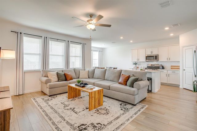 224 Post Oak Street, Azle, TX 76020